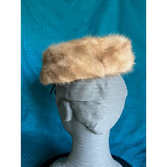 Vintage pill box hat fur with combs - Picture 3 of 11